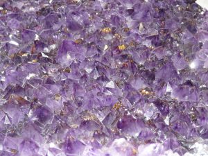 How to Buy a Gemstone on a Budget